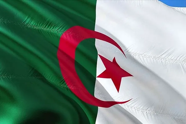 Fransa'daki kuduza yakalanmış bu kampanyayı şiddetle kınıyoruz