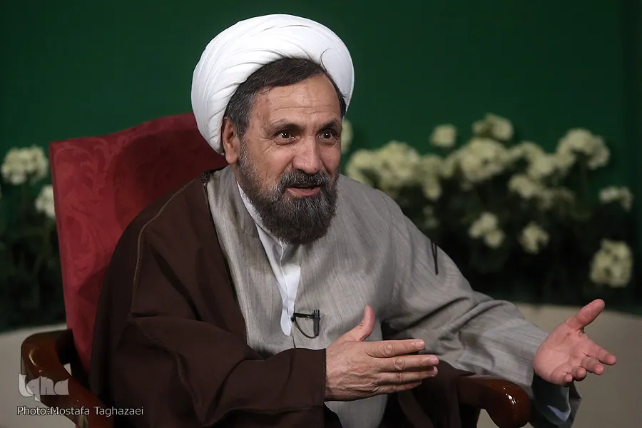 ترسیم اوصاف خلیفه و خط سیر جامعه در خطبه حضرت زهرا(س)