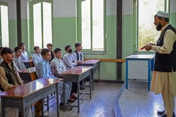 Толибон мадрасаҳои ваҳҳобиро дар Нангарҳор бастанд