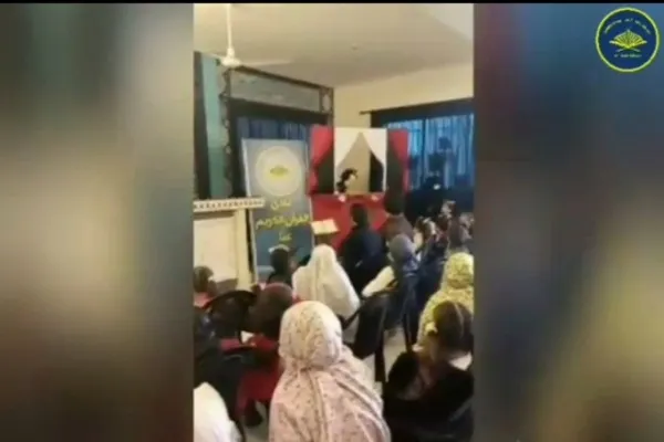 بالصور..إقامة مسابقة عن النبي محمد(ص) في محافظة 