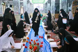 مراسم جزء خوانی قرآن کریم در حرم امام زاده حسن (ع)

