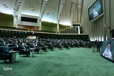 ارتباط تصویری نمایندگان مجلس با رهبر انقلاب