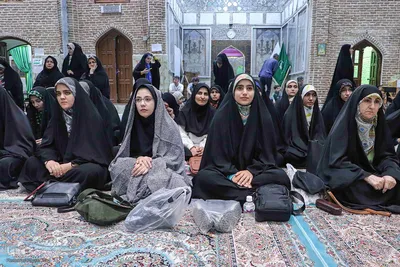 دیدارعوامل اجرایی سی و هشتمین جشنواره ملی قرآن با پدر شهید آیت‌الله آل‌هاشم‎