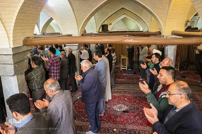 مراسم سحرگاه و اقامه نماز عید فطر در مسجد نو - اصفهان