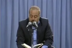 Ang Pagbigkas ng Yumaong Iraniano na Qari ng Surah Az-Zumar