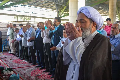 اقامه نماز عید سعید فطر - محلات