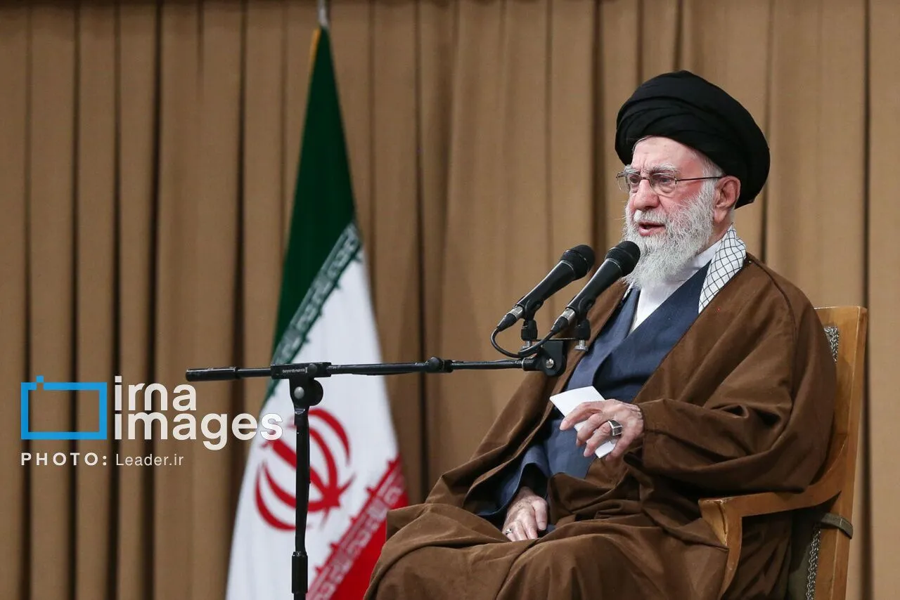 امریکا ته د امام خامنه ای جوت خبرداری: که نښته مو پیل کړه، نو سیمه ایز جنګ به وي