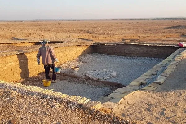 په عراق کې انګریز پلټونکو له خوا لرغونی جومات او معبد کشف شوی