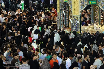 حرم مطهر رضوی در شب میلاد حضرت رضا(ع)