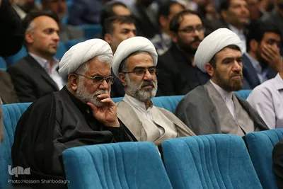دیدار قضات و کارکنان دستگاه قضایی قم با رئیس قوه قضاییه