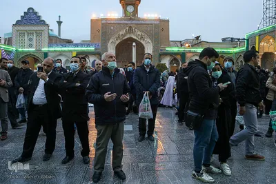 لحظه تحویل سال ۱۴۰۱ در حرم حضرت عبدالعظیم (ع)