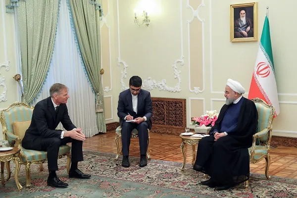 ایران هیچ‌گاه به راحتی از حق خود در صادرات نفت نمی‌گذرد/ توپ برجام در زمین اروپا