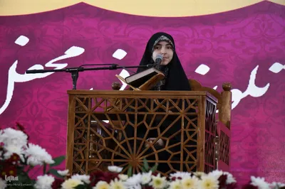 حضور عوامل برنامه محفل در اراک‎