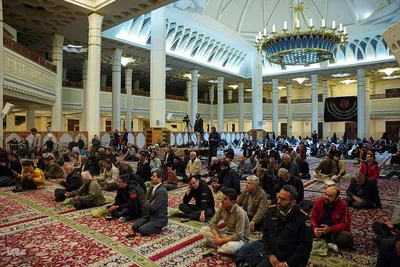 مرثیه سرایی حاج صادق آهنگران در رثای شهادت حضرت فاطمه سلام‌الله‌علیها
