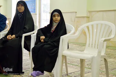 اختتامیه مسابقات قرآنی شکوفه ها در حسینیه امام با حضور نخبگان قرآنی خانم حنانه خلفی