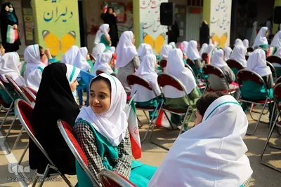 آیین نواختن زنگ جشن عاطفه‌ها در اهواز