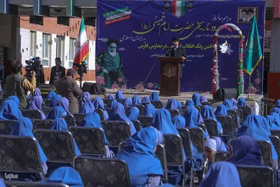 آیین نواختن زنگ انقلاب اسلامی در شیراز
