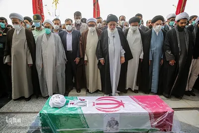 تشییع پیکر شهید حجت‌الاسلام محمد اصلانی در حرم مطهر رضوی