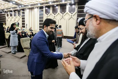 نسشت صمیمی حجت الاسلام محمدی با اصحاب رسانه 
