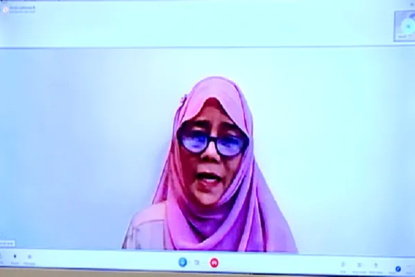 Ipinaliwanag ng Filipino Muslim na Aktibista sa Isang Panayam sa IQNA:

 
Pagtakda ng Araw para Magsuot ng Hijab sa Pilipinas + Pelikula