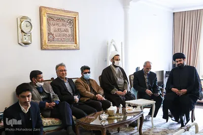 عیادت جمعی از فعالان قرآنی و فرهنگی مشهد از استاد هاشم روغنی، پیشکسوت قرآنی