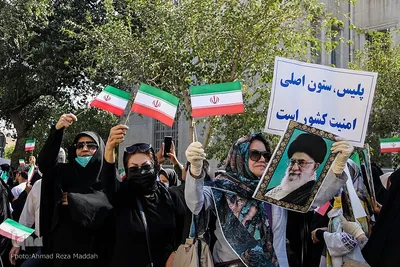 راهپیمایی و گردهمایی «بانوان فاطمی» در شیراز