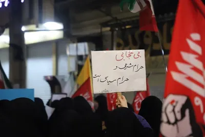 فریاد استکبارستیزی مردم انقلابی در حمایت از ارزش‌های دینی و انقلابی