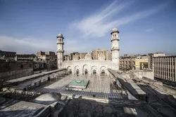 مسجد محبت خان پشاور؛ اسلامی اور مغل معماری کی شاہکار + تصاویر
