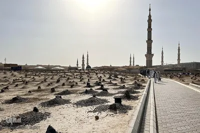 قبرستان بقیع مدفن امام حسن (ع)