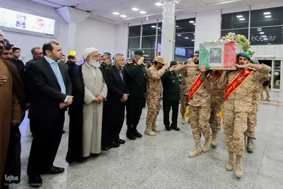 استقبال از پیکر شهید پروین نژاد از شهدای امنیت در شیراز