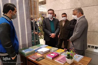 بازدید مدیرکل فرهنگ و ارشاد اسلامی فارس از نخستین نمایشگاه فناوری‌های نرم و صنایع فرهنگی استان