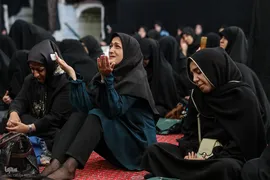عزاداری چهارمین روزمحرم در تکیه سادات اخوی