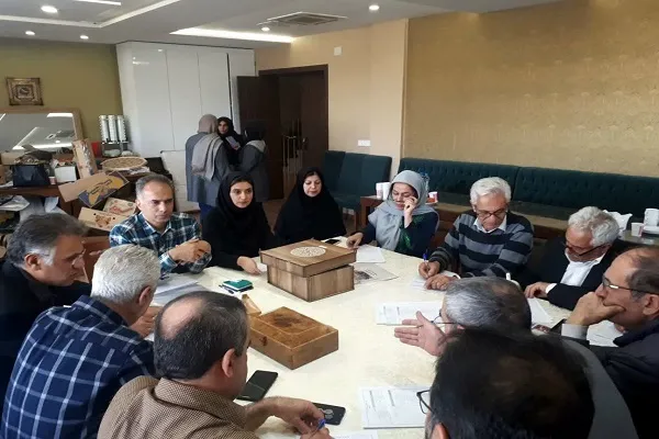 ٢٣ اثر از هنرمندان صنعتگر کردستانی موفق به دریافت مهر اصالت شد