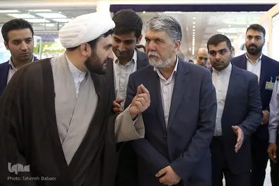 بازدید وزیر فرهنگ و ارشاد اسلامی از نمایشگاه بین المللی قرآن کریم