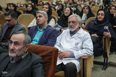 مراسم رونمایی از نماهنگ سعید ایران و کتاب پدر رویان