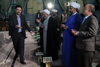 محفل انس با قرآن کاروان قرآنی انقلاب در مسجد امام حسین(ع) اراک