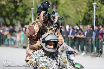 مراسم رژه روز ارتش در همدان‎‎