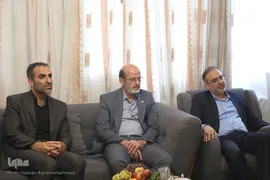 دیدار رییس جهاددانشگاهی با خانواده شهیدان مرتضی و قربان علی جابری