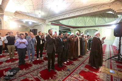 دیدار جمعی از فعالان قرآنی قزوین با نماینده ولی فقیه در استان