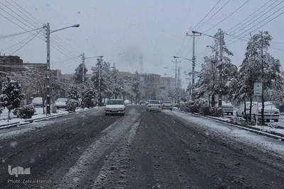 برف در خیابان‌های بیرجند