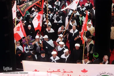 حرم مطهر و نورانی حضرت اباعبدالله الحسین‌(ع) در روز اربعین