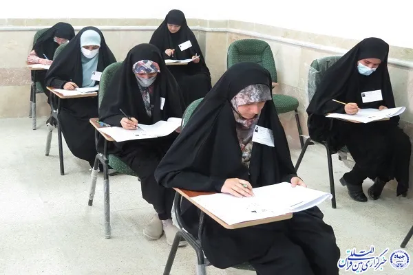 ترویج سبک زندگی الهی، وظیفه‌ طلاب حوزه علمیه است