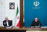 تضعیف داخلی در شرایط فشار بیرونی، به کشور آسیب جدی می‌زند