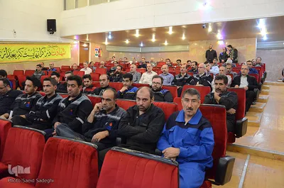 مراسم تجلیل و رونمایی از تمبر یادبود شهدای پالایشگاه تبریز