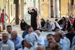 اقامه نماز عید فطر در محله منبع آب اهواز 