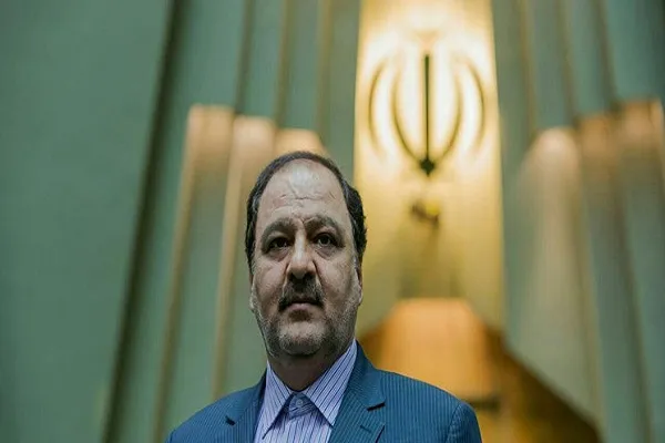 عضو هیات رئیسه: جلسات صحن مجلس تا 2 هفته آینده به تعویق افتاد