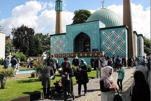 Hamburg İslam Merkezi’nin kapatılması : Batı’nın İslamofobi projesinin açık bir örneği
