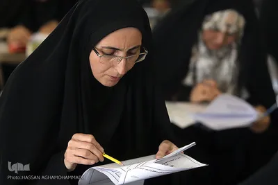 اولین مرحله دوازدهمین دوره آزمون سراسری اعطای مدرک به حافظان قرآن کریم 