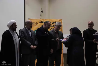 اختتامیه مرحله استانی مناظرات دانشجویی در آذربایجان شرقی