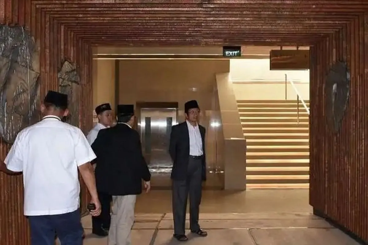 Njia ya Urafiki chini ya ardhi kuunganisha Kanisa na Msikiti Indonesia kabla ya safari ya Papa